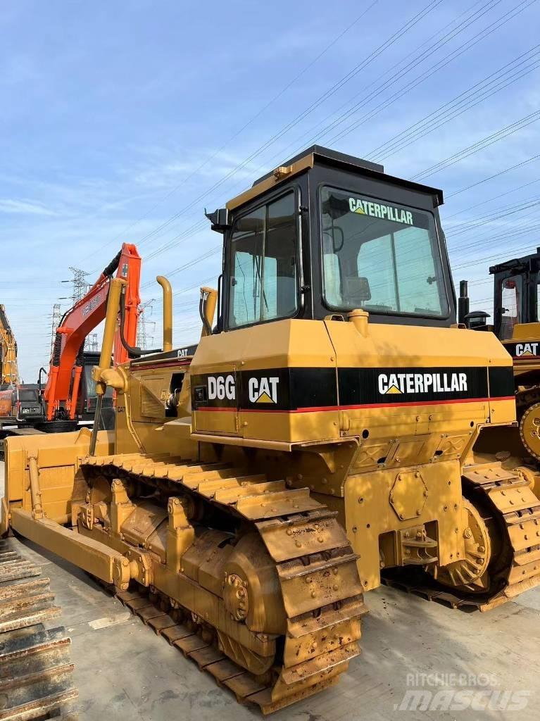 CAT D 6 G Crawler dozers