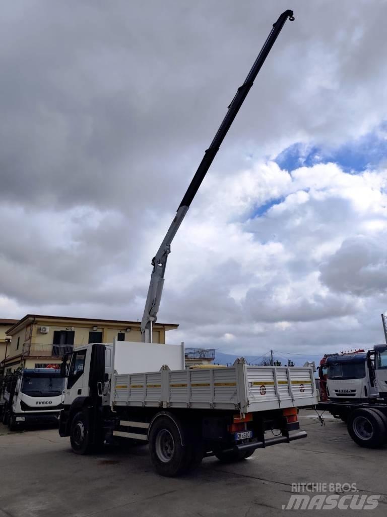 Iveco STRALIS 190S31 Truck mounted cranes