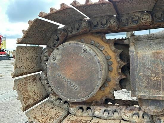 Doosan DX 300 LC-3 Crawler excavators