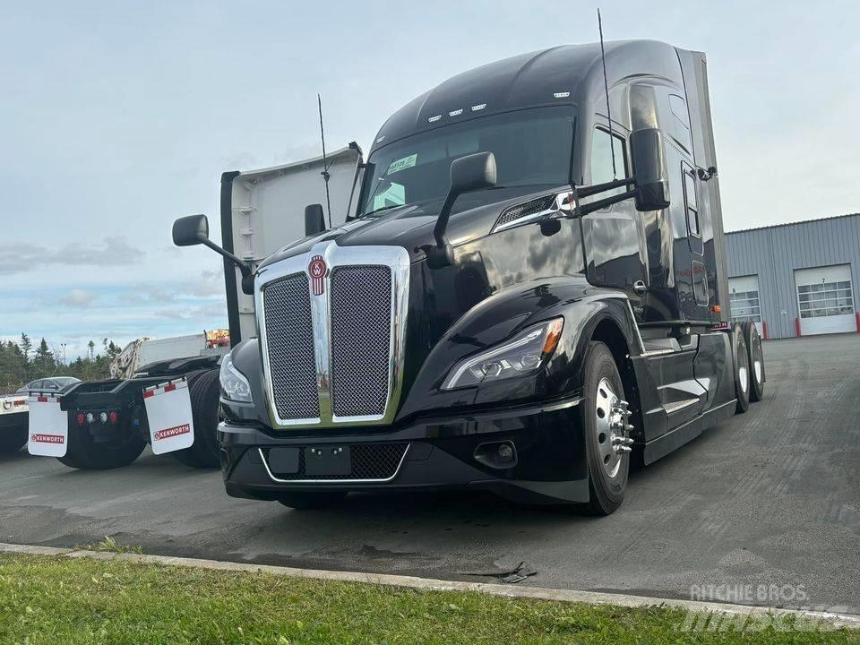 Kenworth T 680 Prime Movers