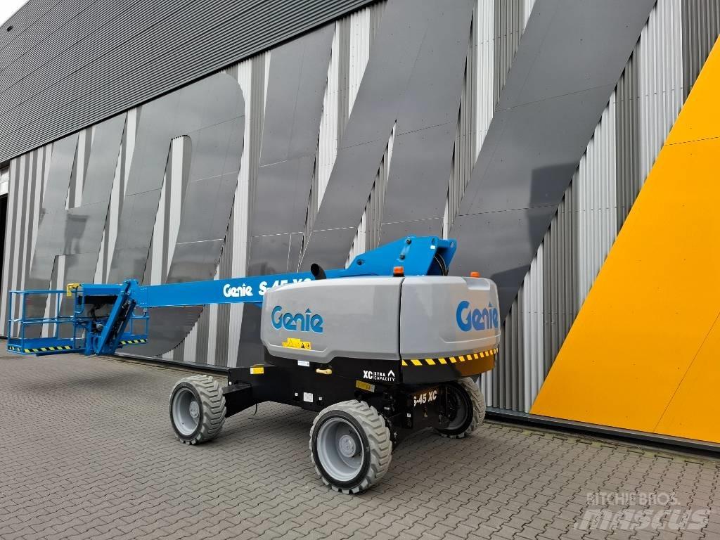 Genie S-45XC Telescopic boom lifts