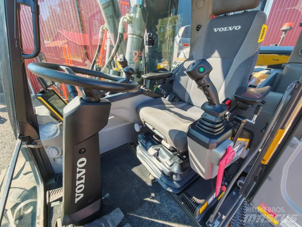 Volvo EW160E Wheeled excavators