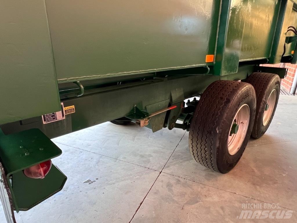 Bailey 12 T Tipper trucks