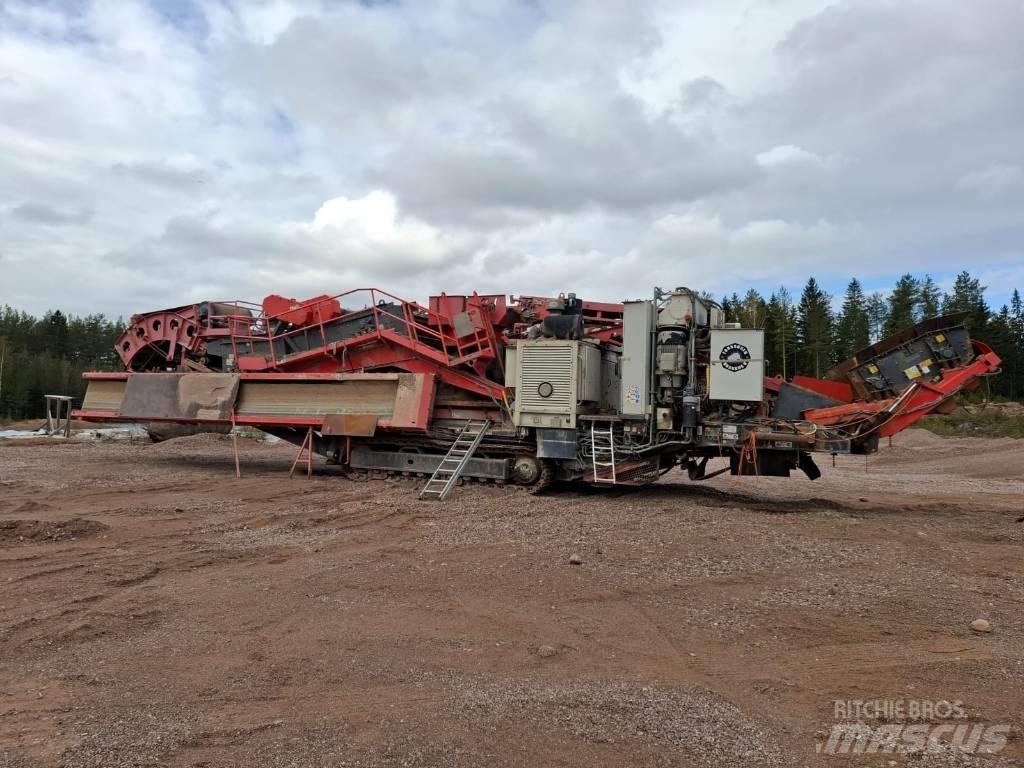 Sandvik UH 450 E Mobile crushers