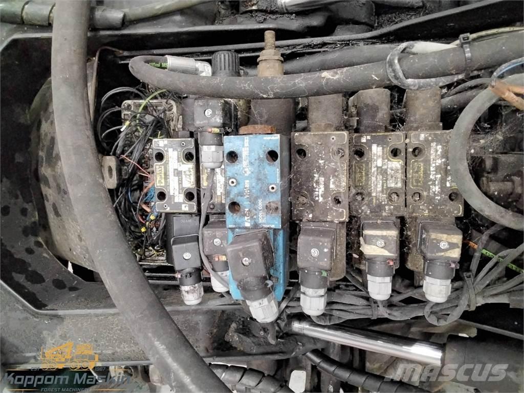 Logset 5-55 Harvester heads