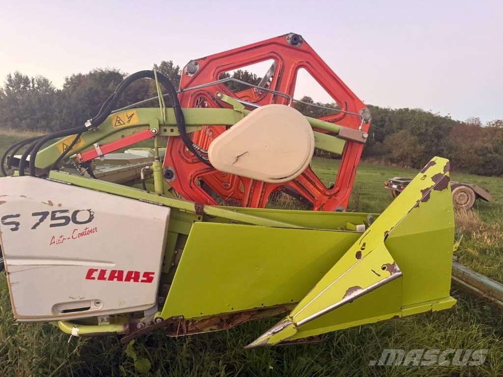 CLAAS S 750 Combine harvester heads