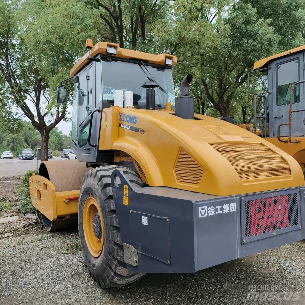XCMG XS 263 J Single drum rollers