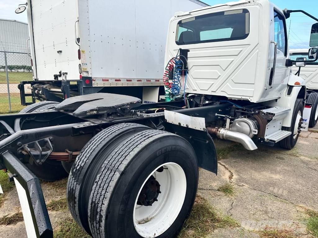 International MV607 Prime Movers