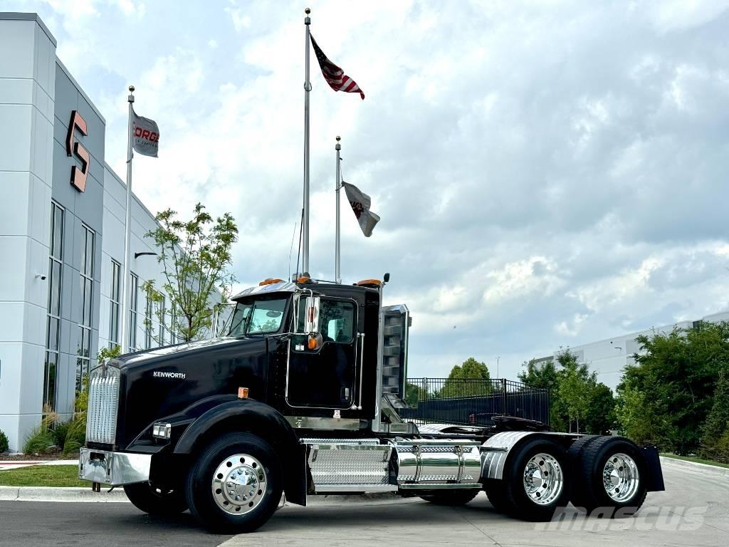 Kenworth T 800 Prime Movers