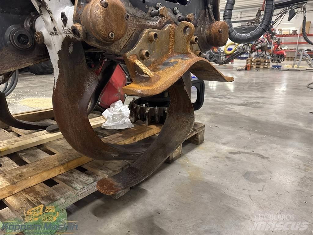 Komatsu C144 Harvester heads