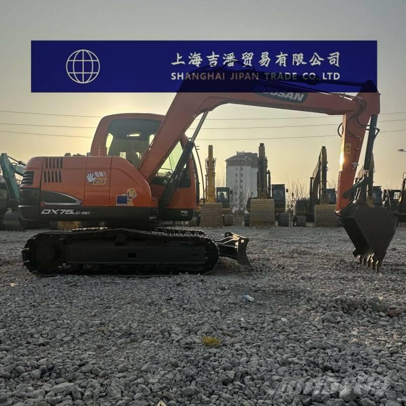 Doosan DX 75 Mini excavators  7t - 12t