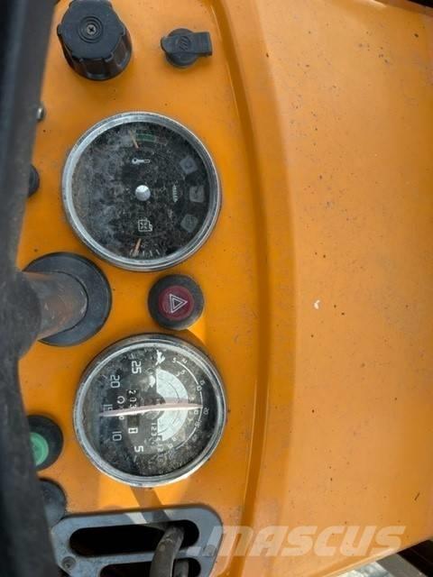 Renault R 65 14 LS Tractors