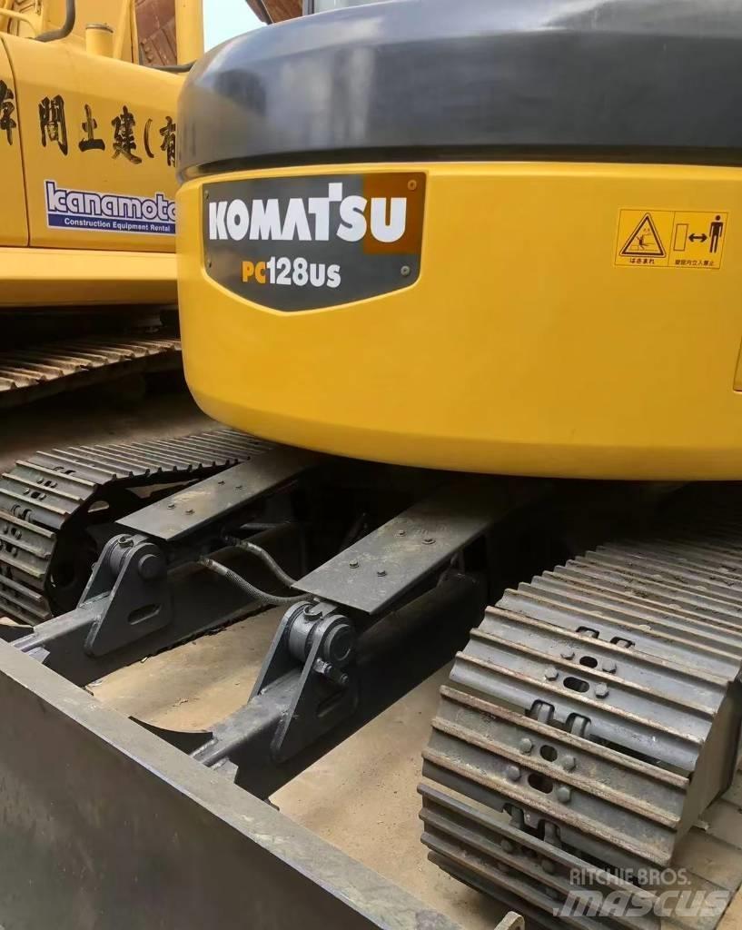 Komatsu 128 US Crawler excavators