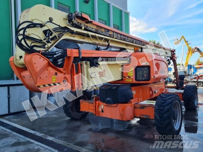 JLG 1250 AJP Articulated boom lifts