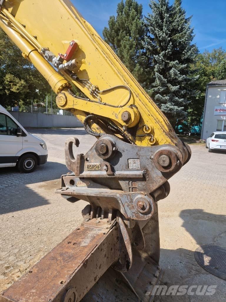 Komatsu PC 210 LC-11 Crawler excavators