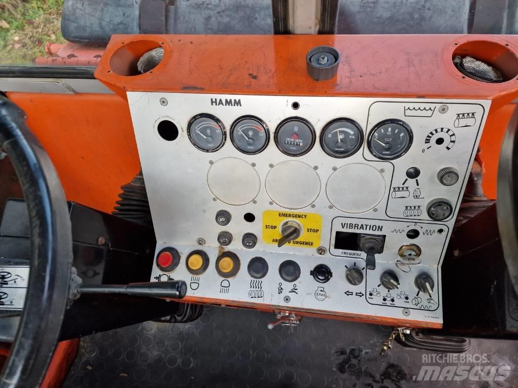 Hamm DV 6 Twin drum rollers