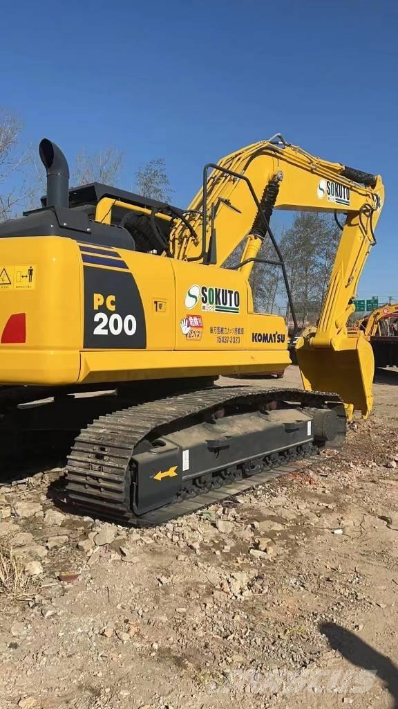 Komatsu PC 200-8 Crawler excavators