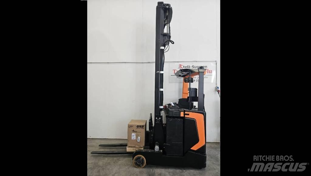 Rocla HXF14 Reach truck