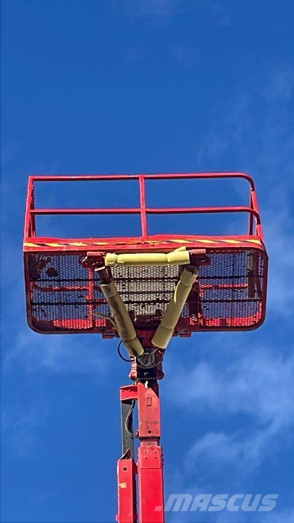 JLG 510 AJ Articulated boom lifts