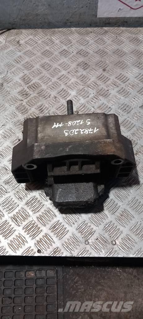Scania 94 D.    1782203 Engines