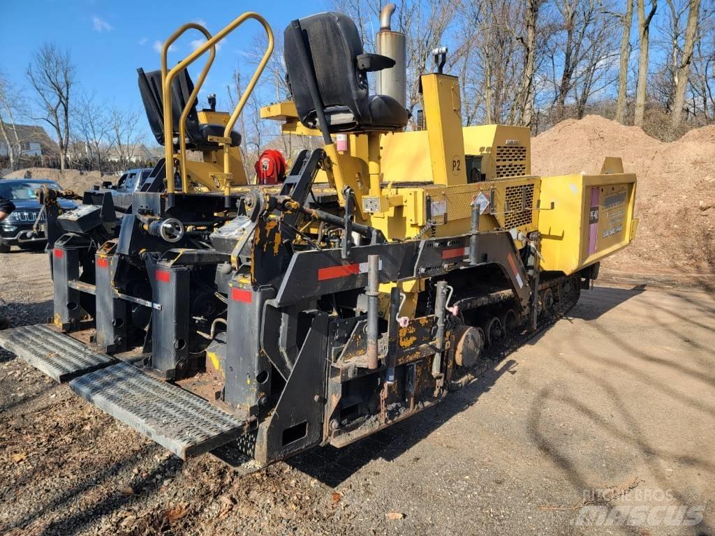 Blaw-Knox PF410 Asphalt pavers