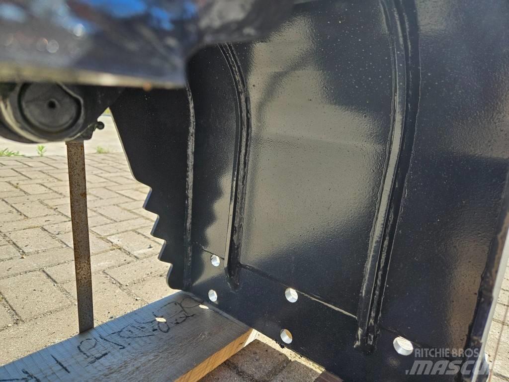 Mustang GRP150CH Grapples