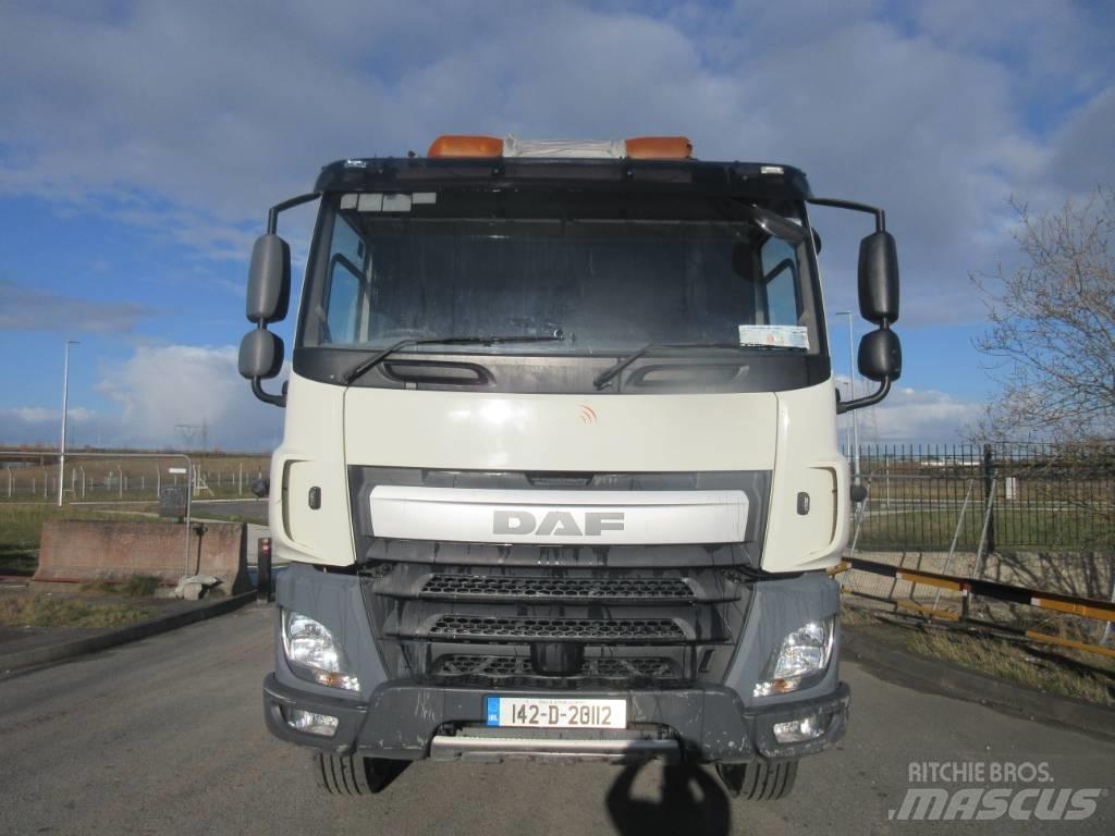 DAF CF370 Truck mounted cranes