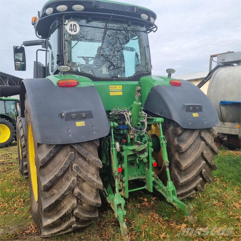 John Deere 7310 R Tractors