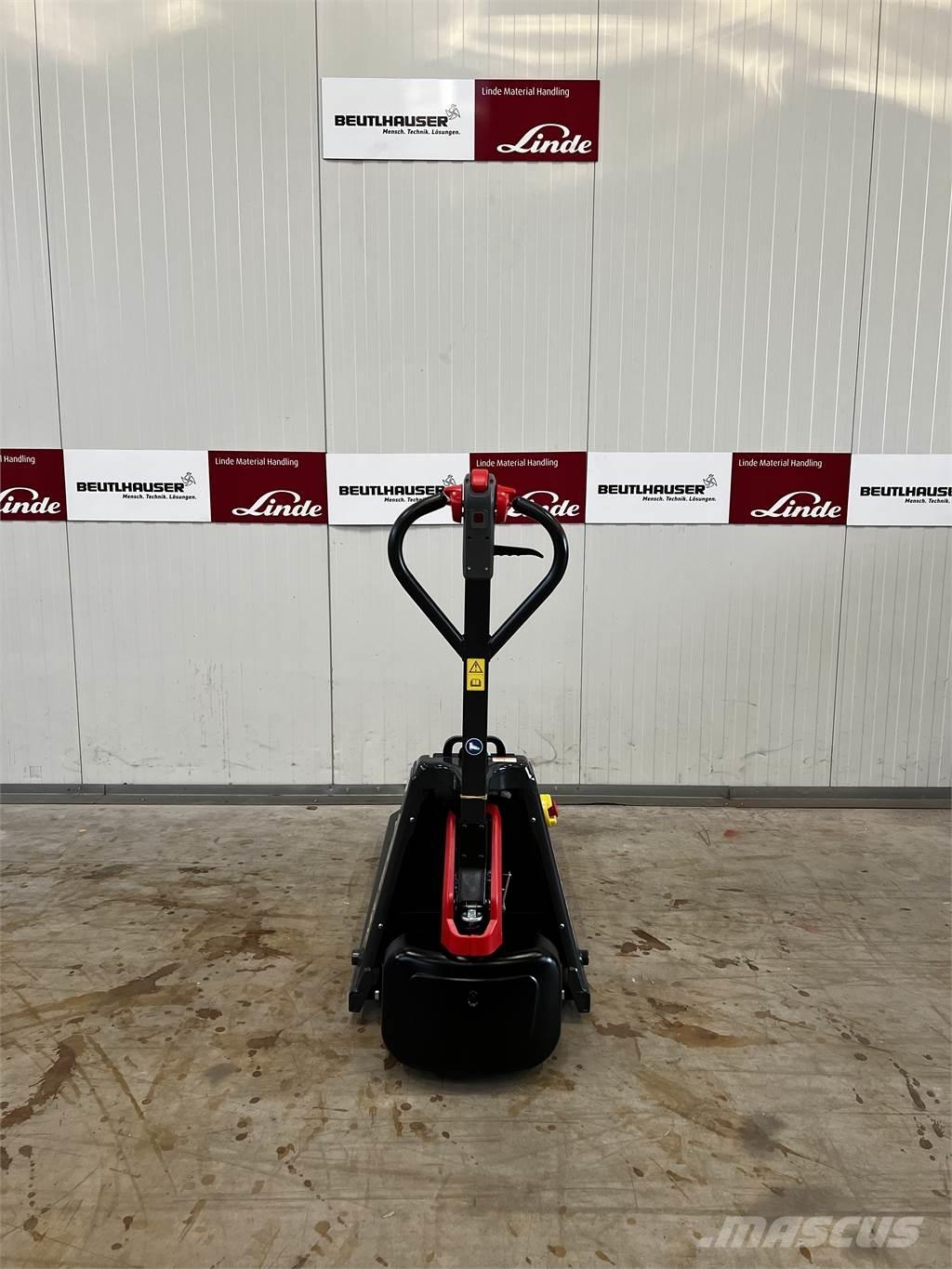 Linde MT15C Pedestrian stacker