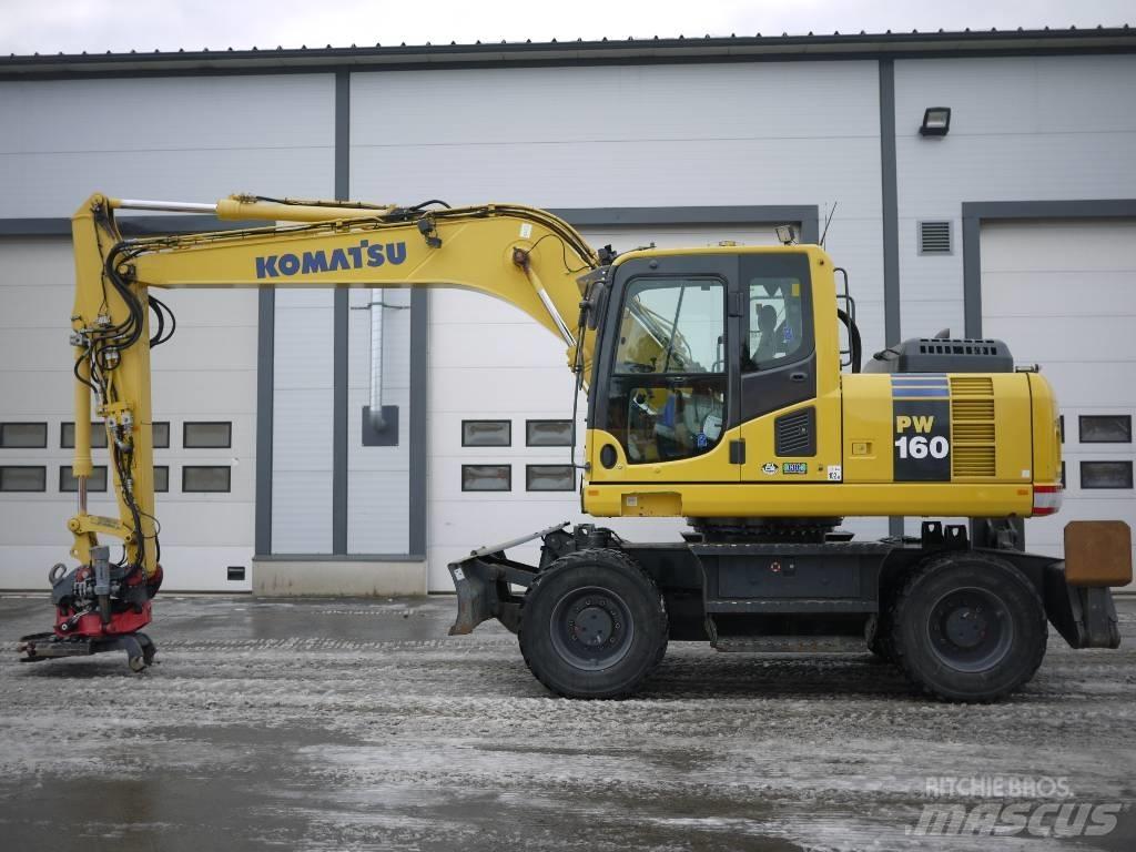 Komatsu PW 160-8 Wheeled excavators