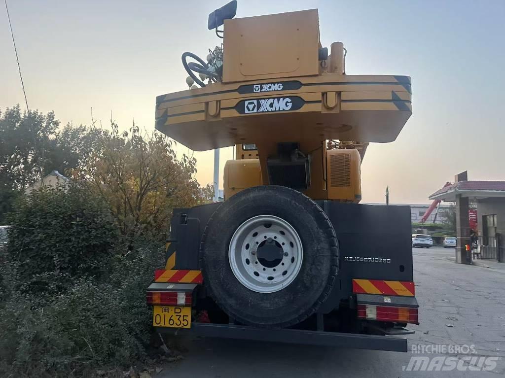 XCMG XCT 80L5 All terrain cranes