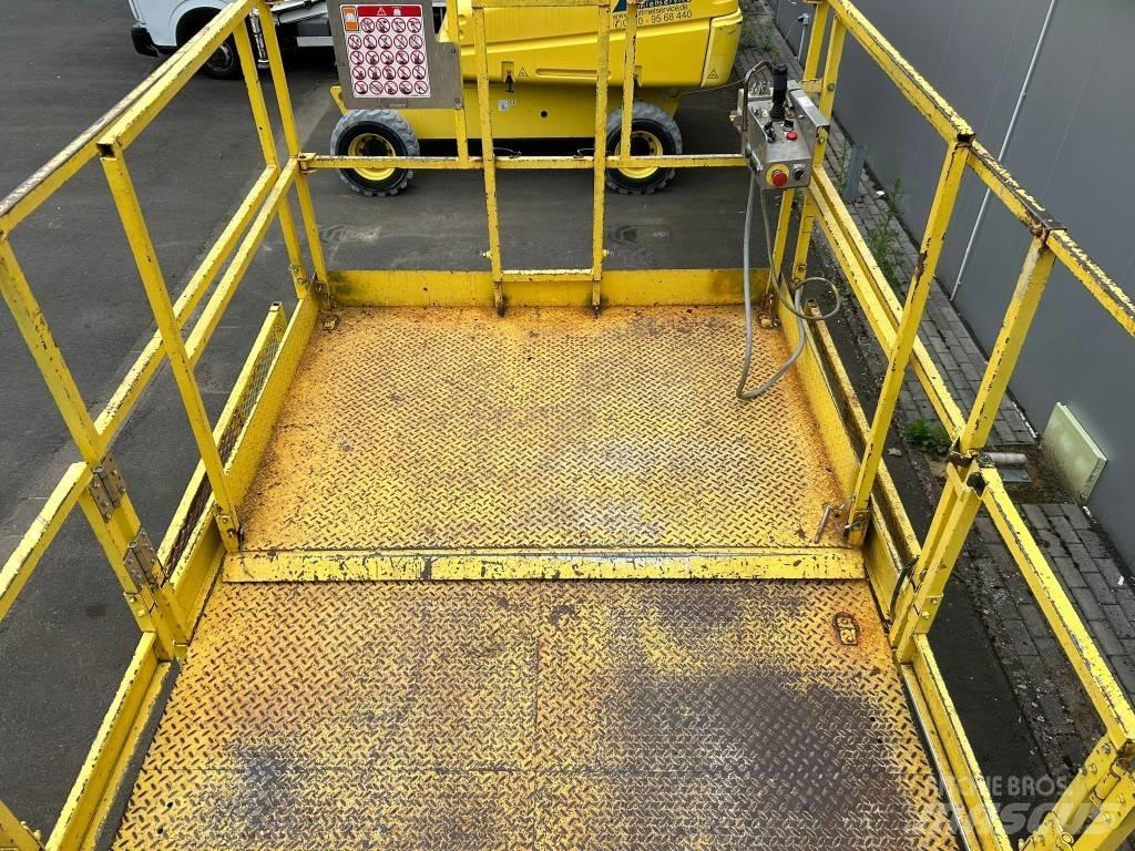 SkyJack SJ 8841 RT Scissor lifts