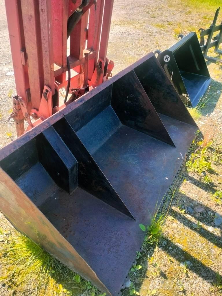  Takakuormaaja Other groundscare machines