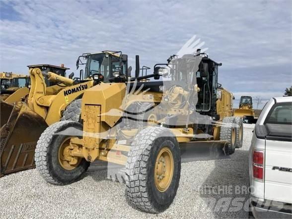 CAT 140 Graders