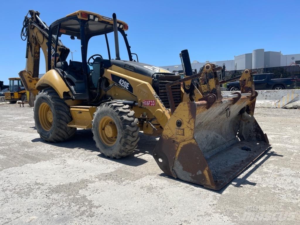 CAT 420E Backhoe