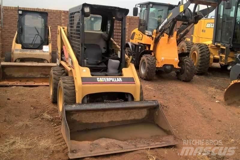 CAT 226B Other trucks