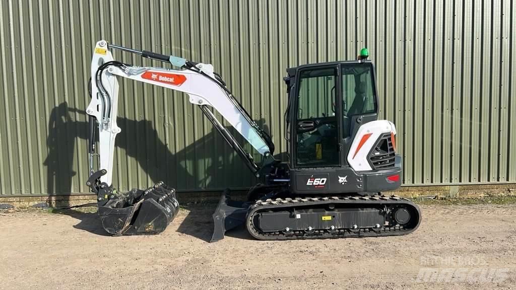 Bobcat E60 Mini excavators < 7t (Mini diggers)