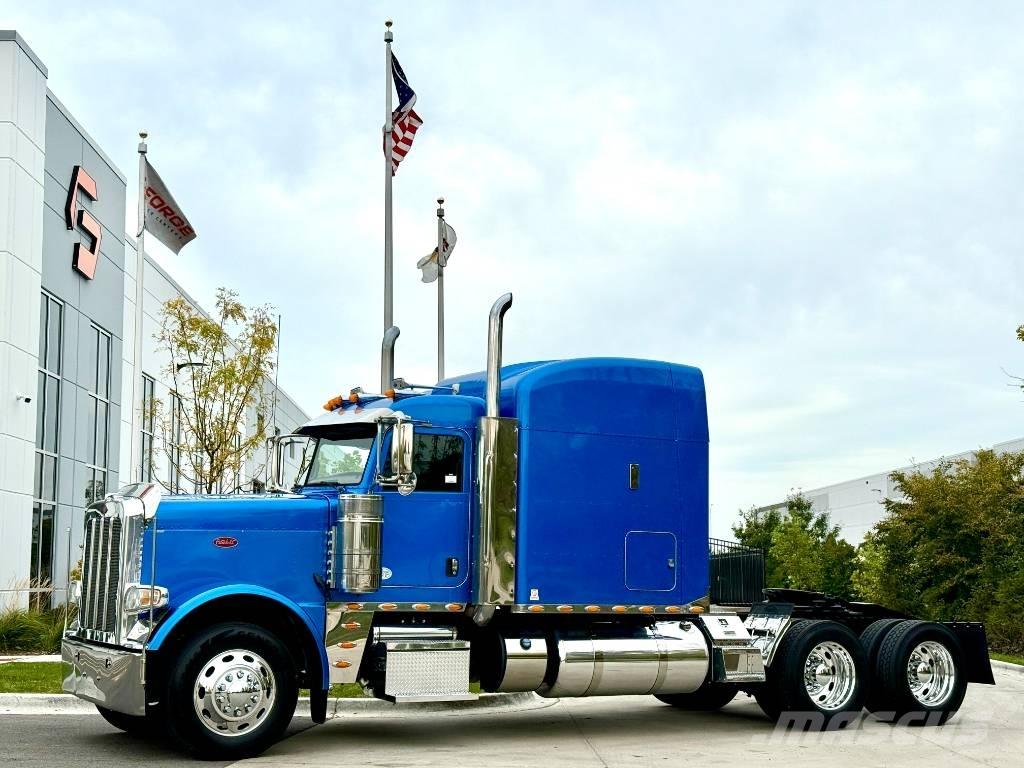 Peterbilt 389 Prime Movers