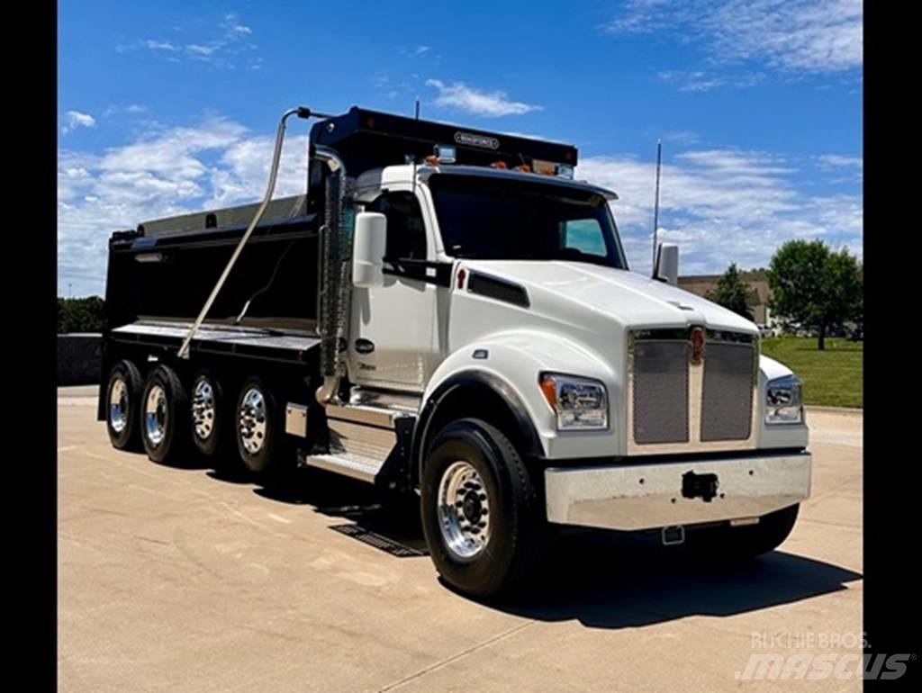 Kenworth T 880 Prime Movers