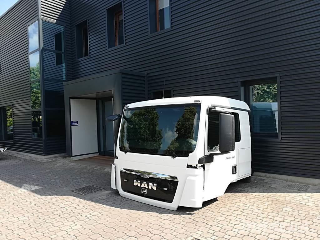 MAN TGS EURO 5 Cabins and interior