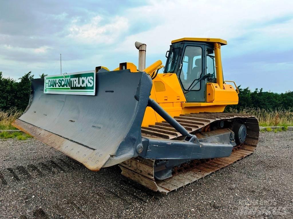 Komatsu D 65 PX-12 Crawler dozers