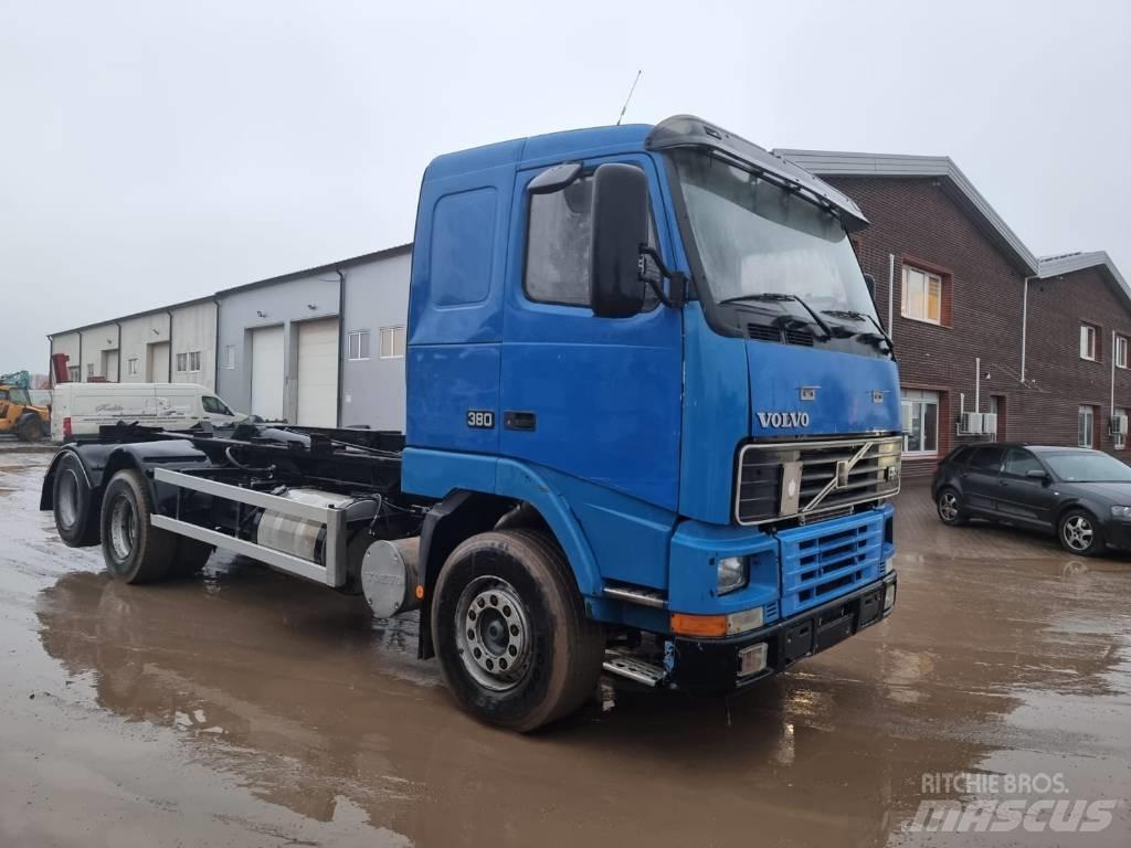 Volvo FH 12 Hook lift trucks