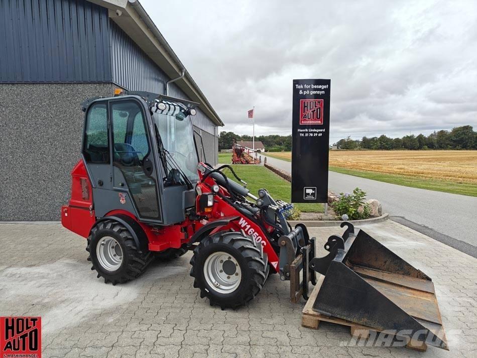 Bernards W1650C Mini loaders