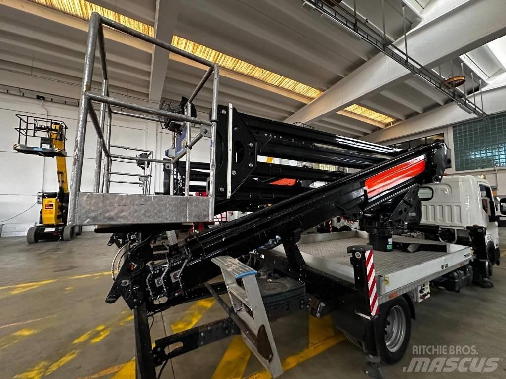Socage 28 metri Truck mounted platforms