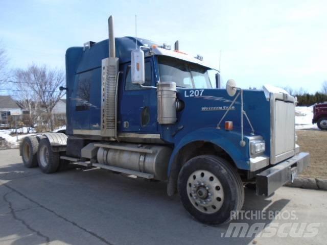 Western Star 4900 Prime Movers
