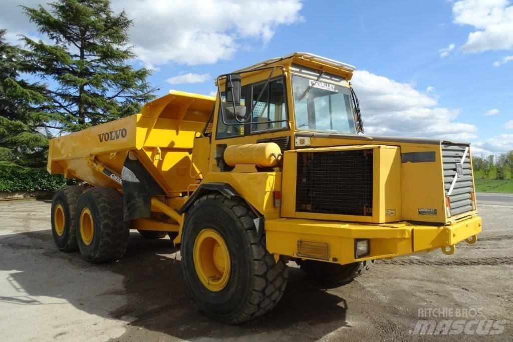 Volvo A 25 C Articulated Haulers