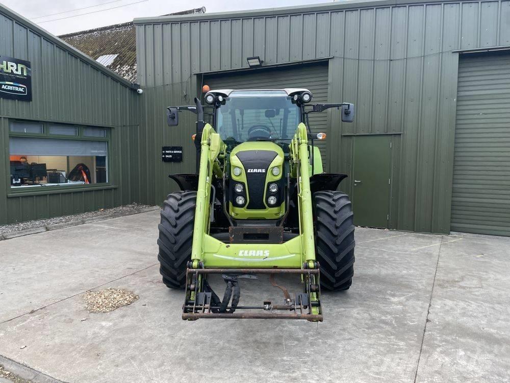 CLAAS Arion 450 Tractors