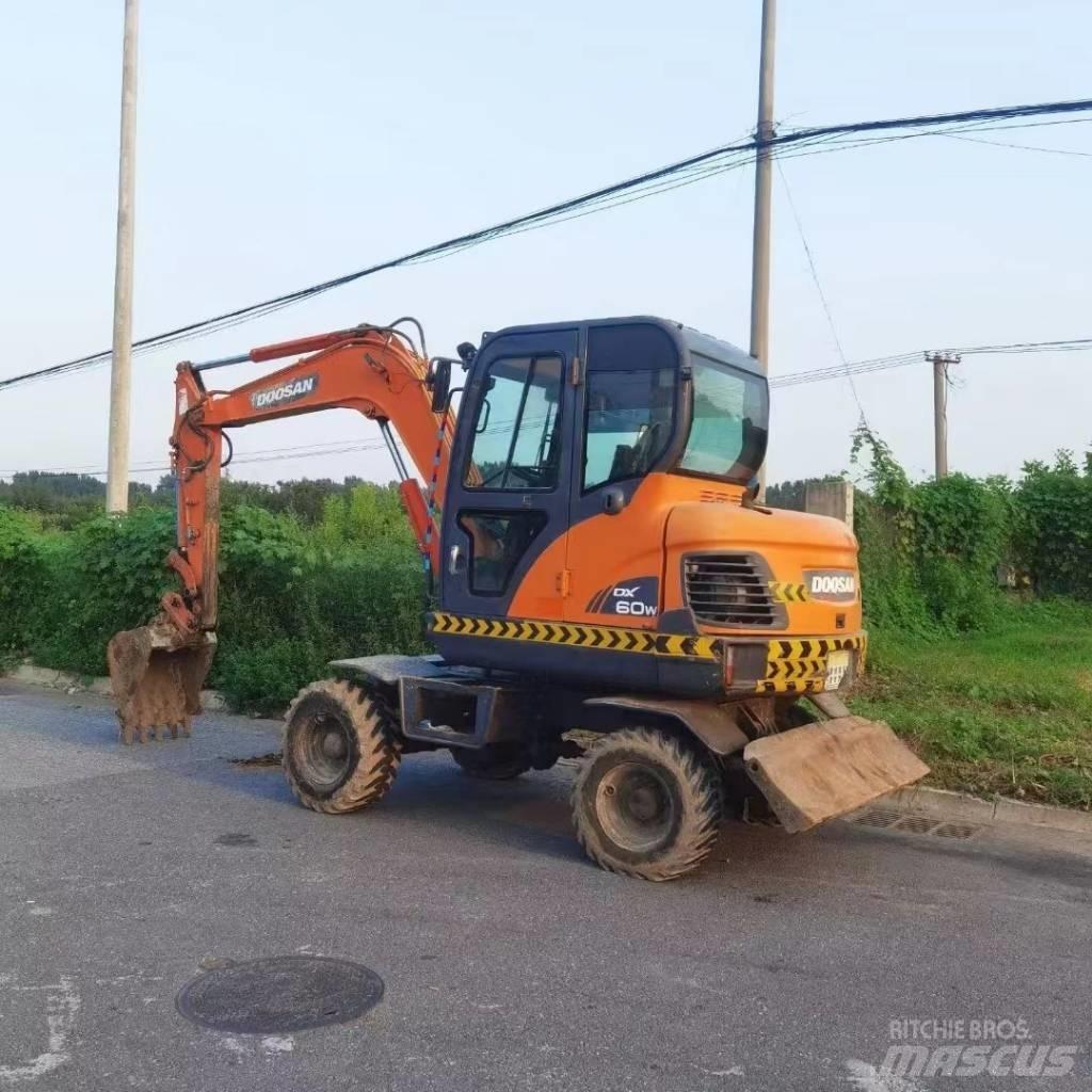 Doosan DX60W Wheeled excavators