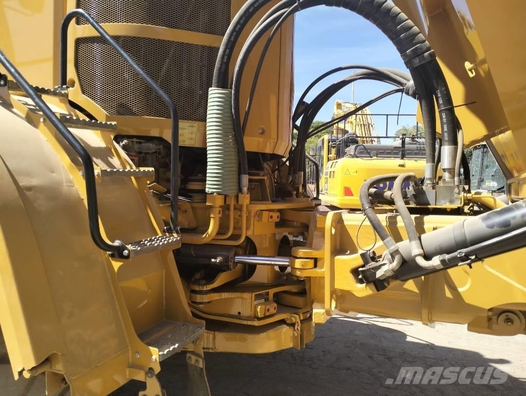 CAT 740 B Articulated Haulers