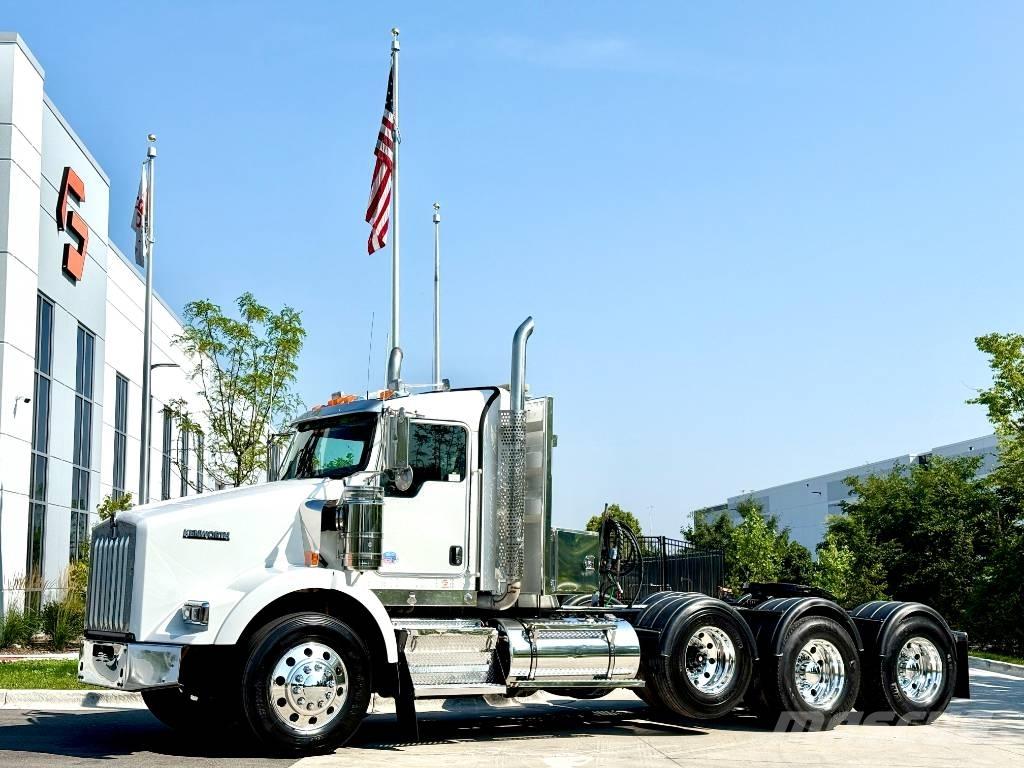 Kenworth T 800 Prime Movers